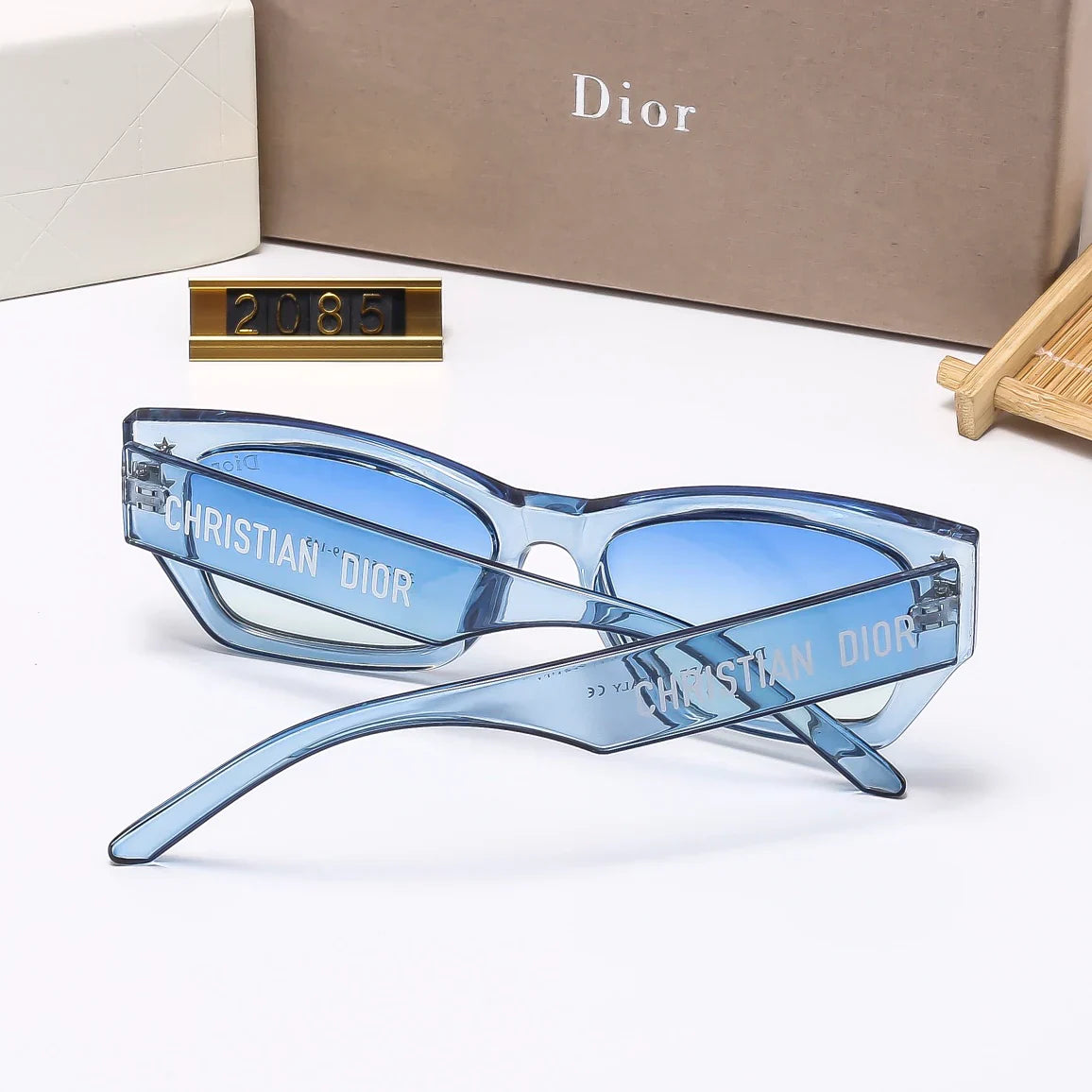 Fashionable square frame sunglasses 2085