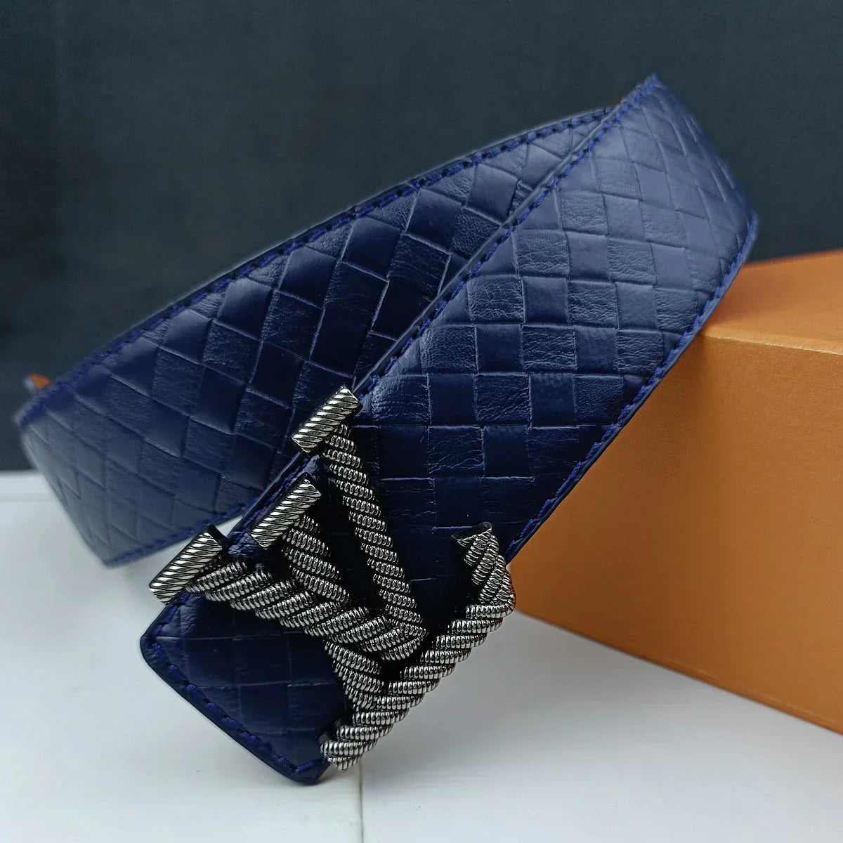 Dimension Reversible Fashion Belt