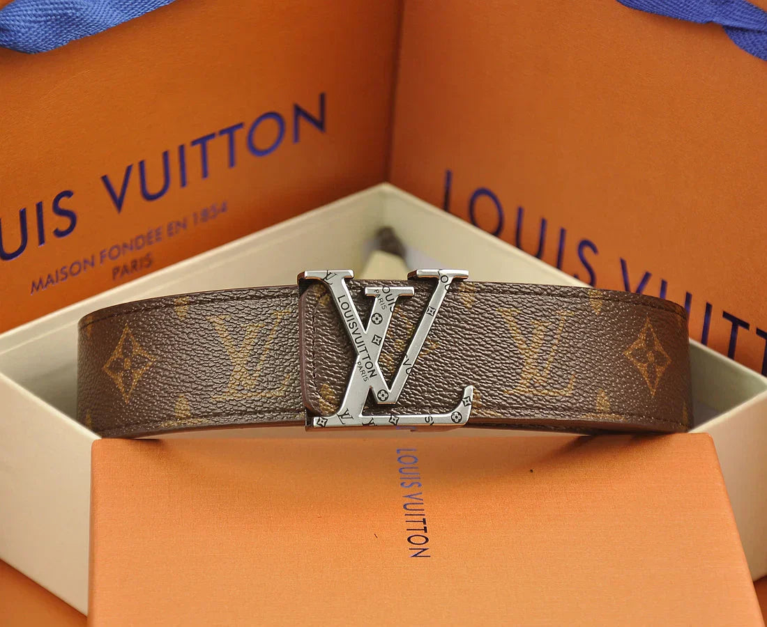 5 Colors   four-leaf clover pattern printed belt